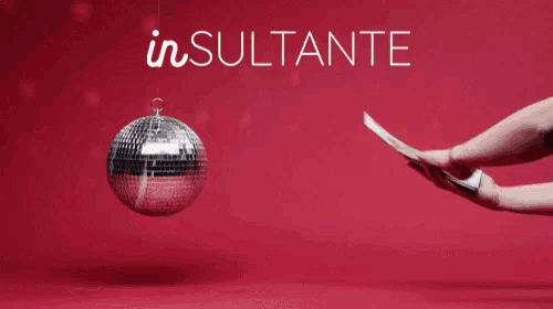 a red background with the words el sablazo de las discotecas written on it