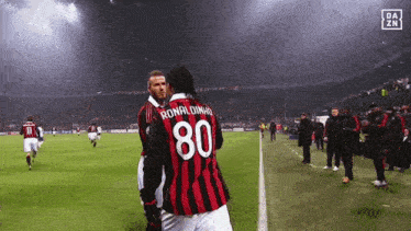 Ronaldinho David Beckham GIF - Ronaldinho David Beckham Ac Milan GIFs