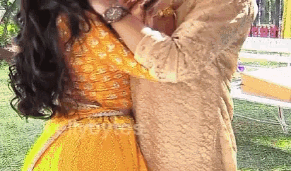 Kartik Naira Shivin Shivangi Mohsin Kaira Love Hug Kiss Cute Fun GIF - Kartik Naira Shivin Shivangi Mohsin Kaira Love Hug Kiss Cute Fun GIFs