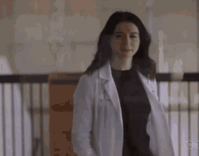 Greys Anatomy Amelia Shepherd GIF - Greys Anatomy Amelia Shepherd Walking GIFs