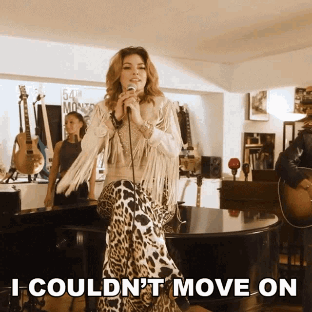 I Couldnt Move On Shania Twain GIF - I Couldnt Move On Shania Twain I Was Stuck GIFs
